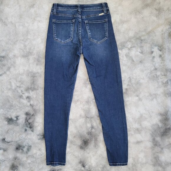 EUC KanCan Signature Estilo Mid-Rise Stretch Skinny Denim Jeans Women's 26 - Picture 3 of 8